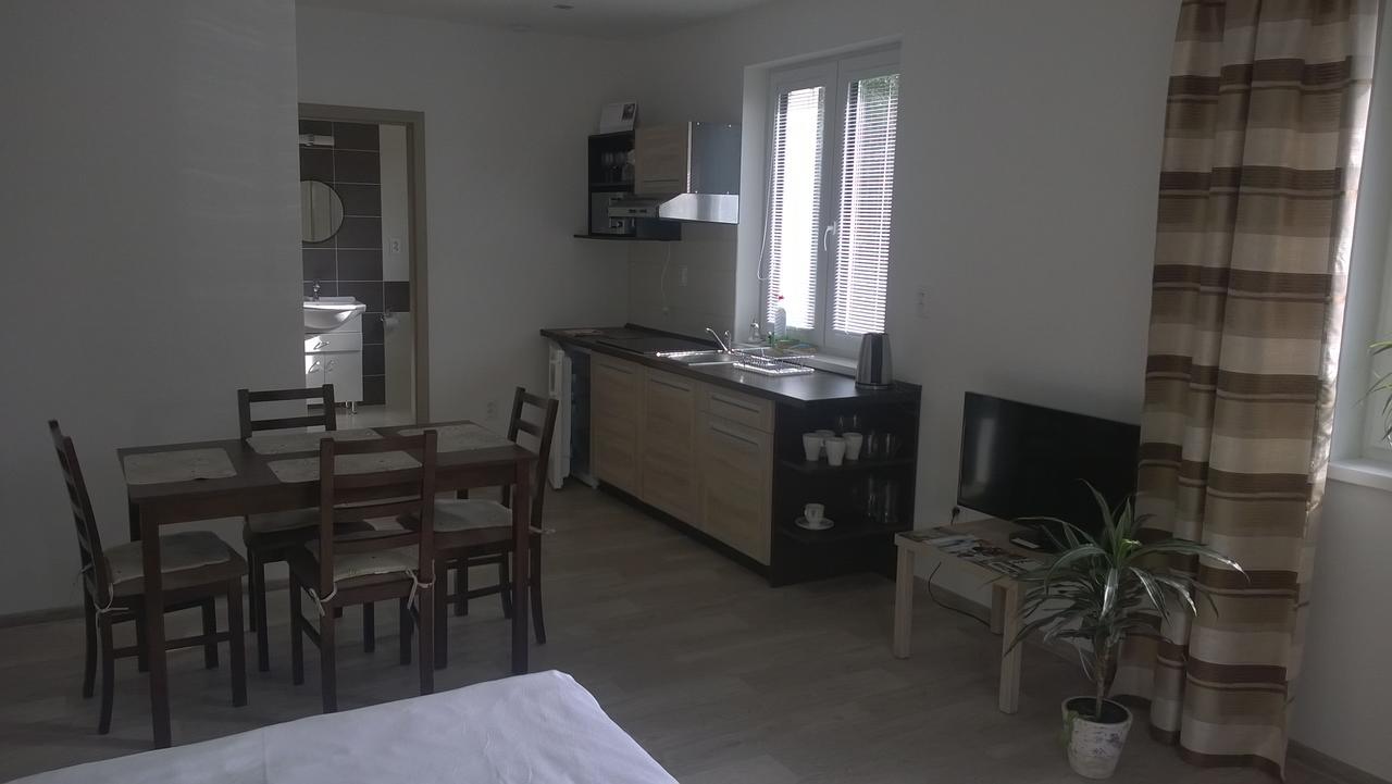Frýdlant nad Ostravicí Apartman U Toma מראה חיצוני תמונה